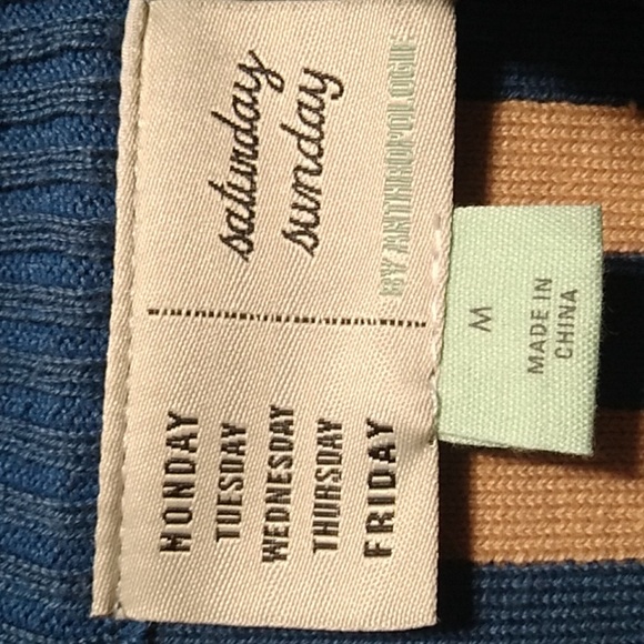 LAST DROP! Like New Anthropologie Sweater W/Flaw Easy Fix Sz.M - Picture 2 of 6